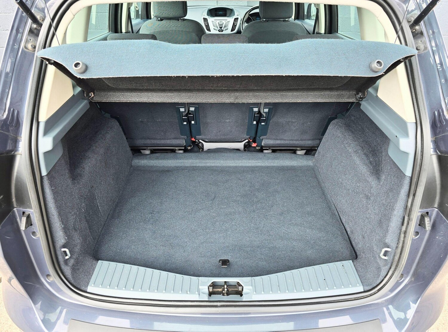 Vehicle 33