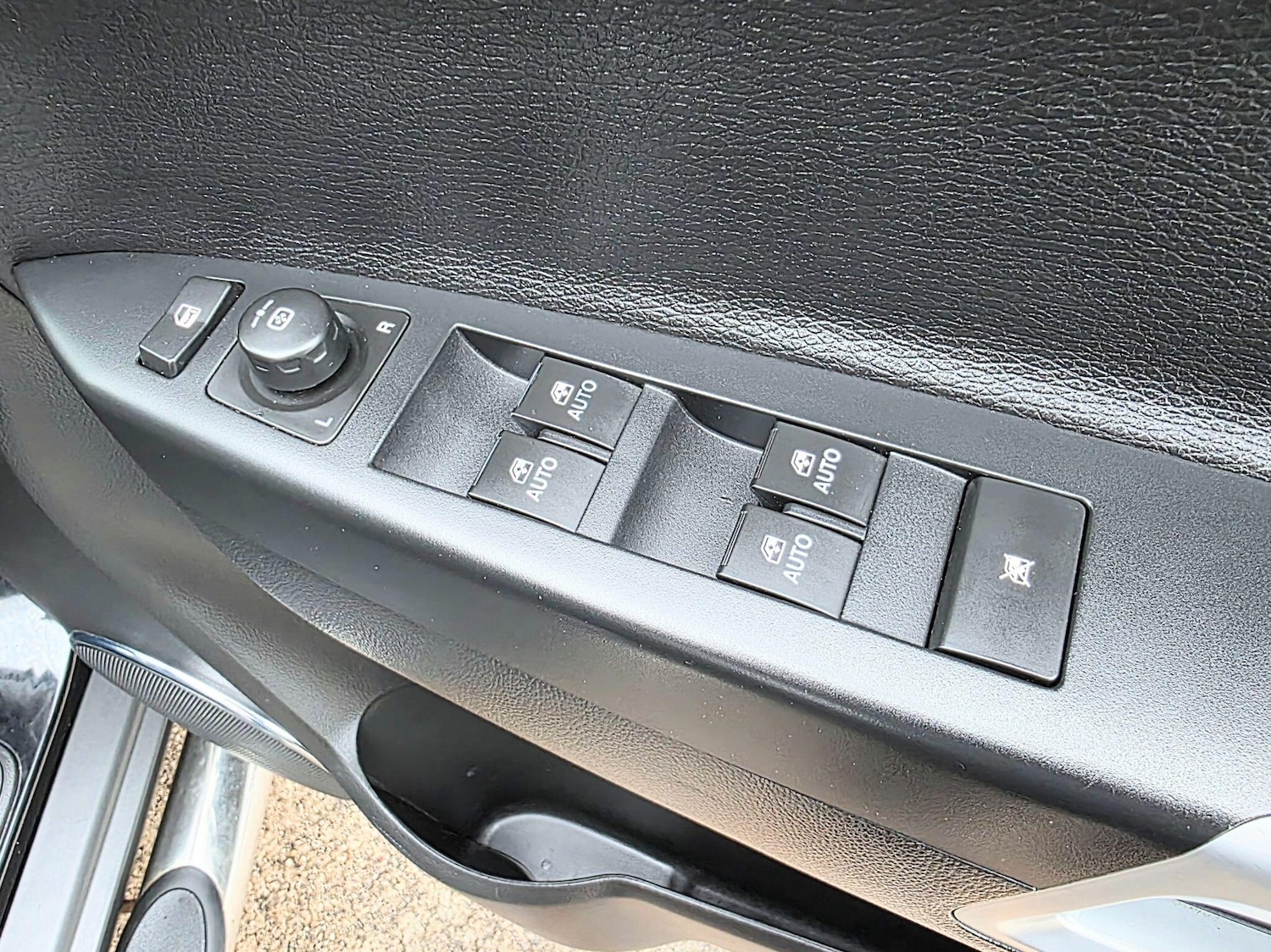 Used Vauxhall Antara 2014 for sale - 76189514: Photo 35