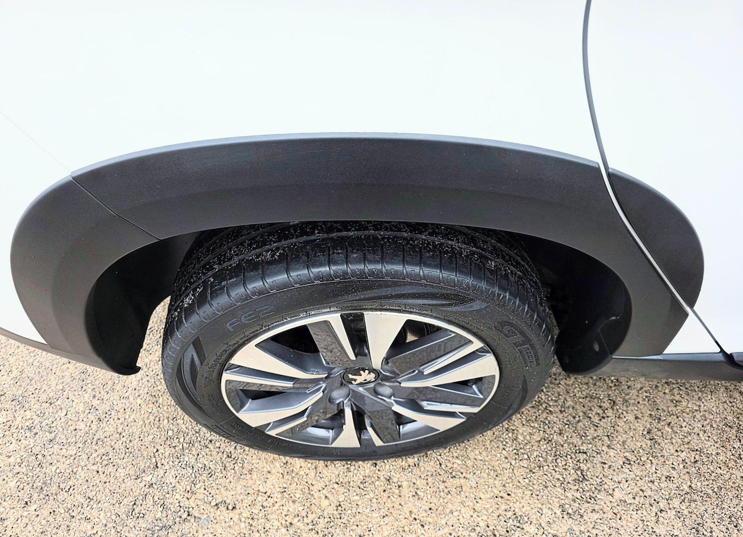 Used Peugeot 2008 2017 for sale - 76584378: Photo 21