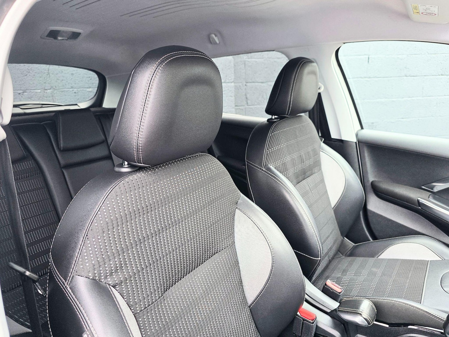 Used Peugeot 2008 2017 for sale - 76584378: Photo 24