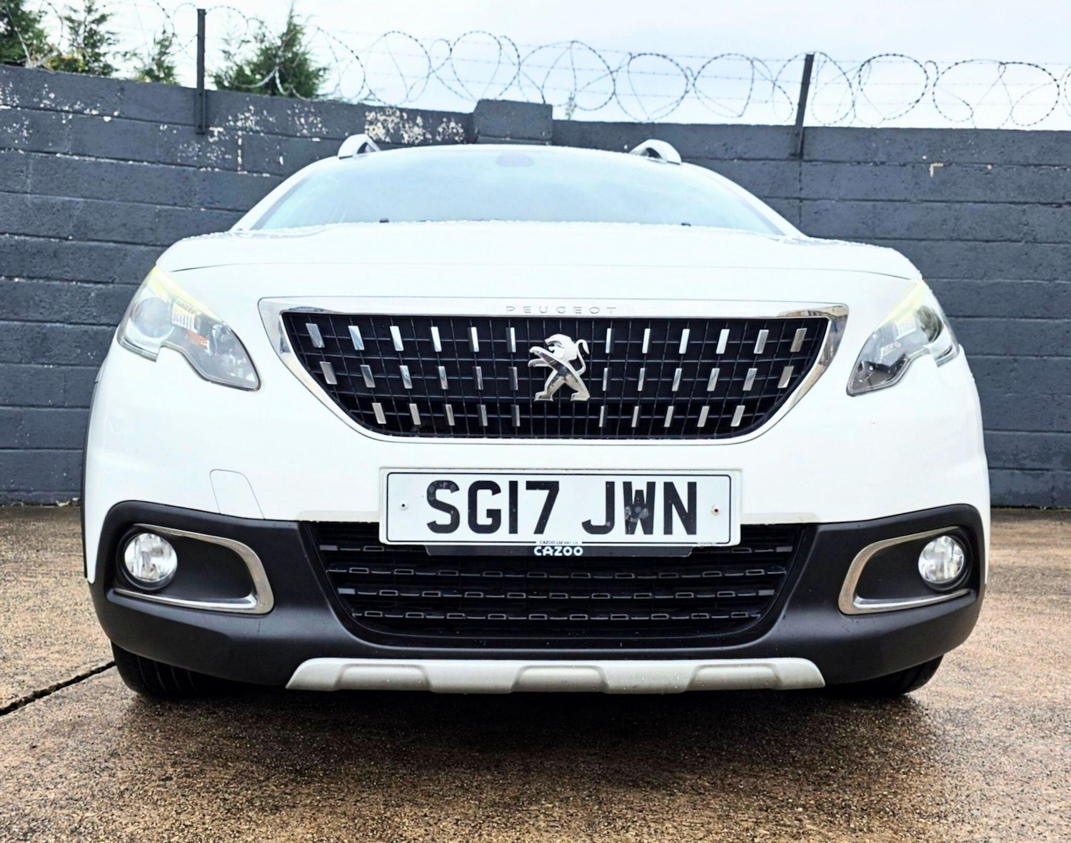 Used Peugeot 2008 2017 for sale - 76584378: Photo 4