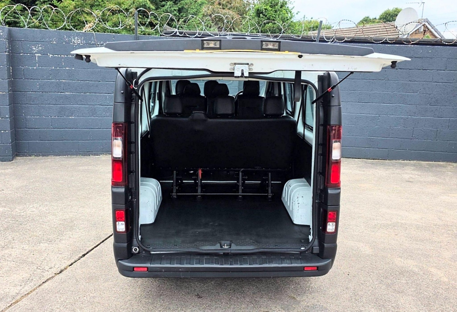 Vehicle 21