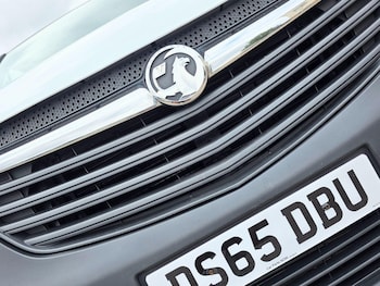 Used Vauxhall Vivaro 2015 for sale - 75213761: Photo