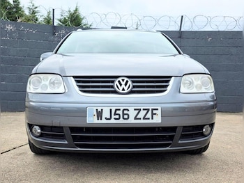 Used Volkswagen Touran 2006 for sale - 75857601: Photo