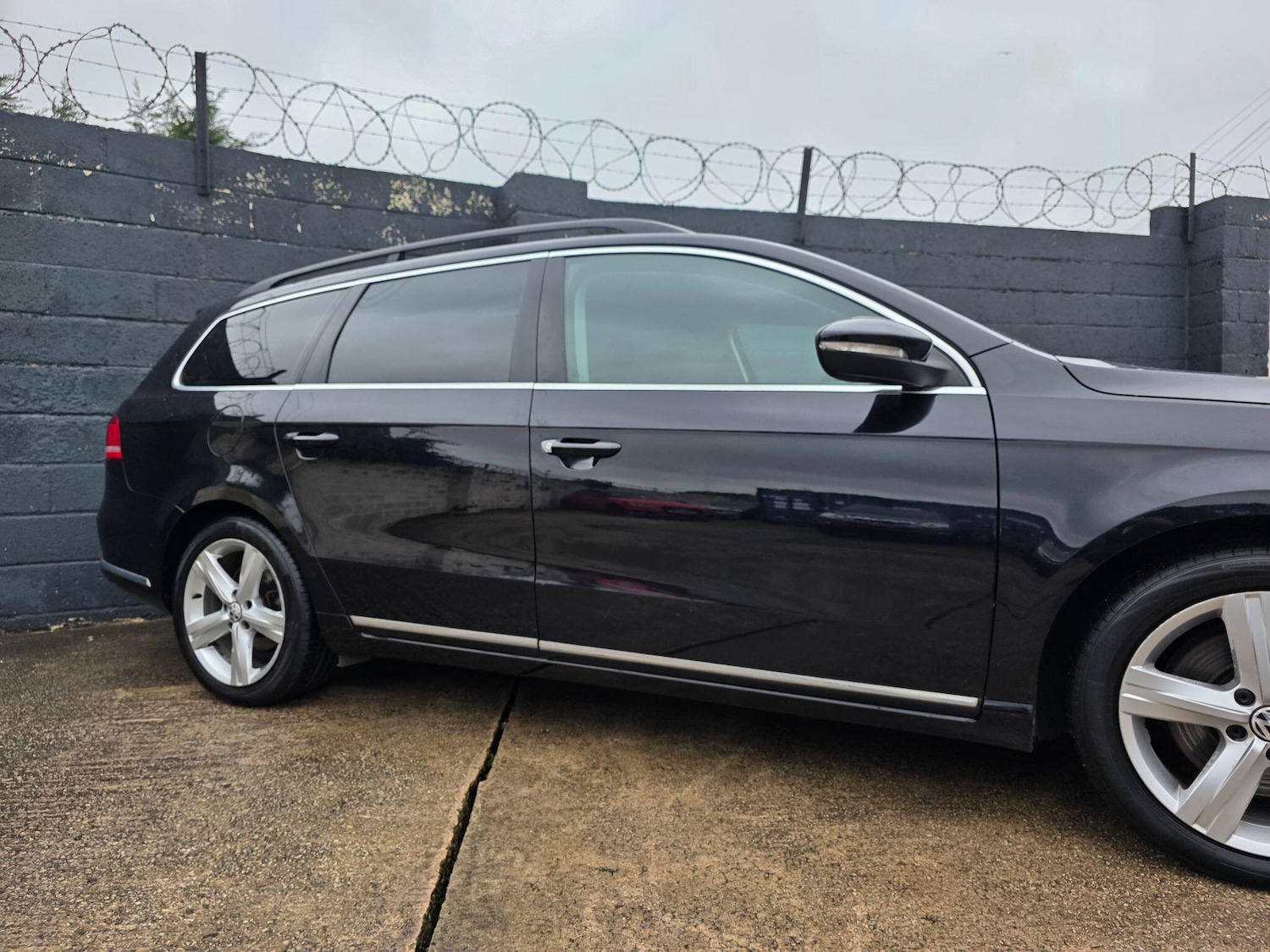 Used Volkswagen Passat 2011 for sale - 76866402: Photo 12