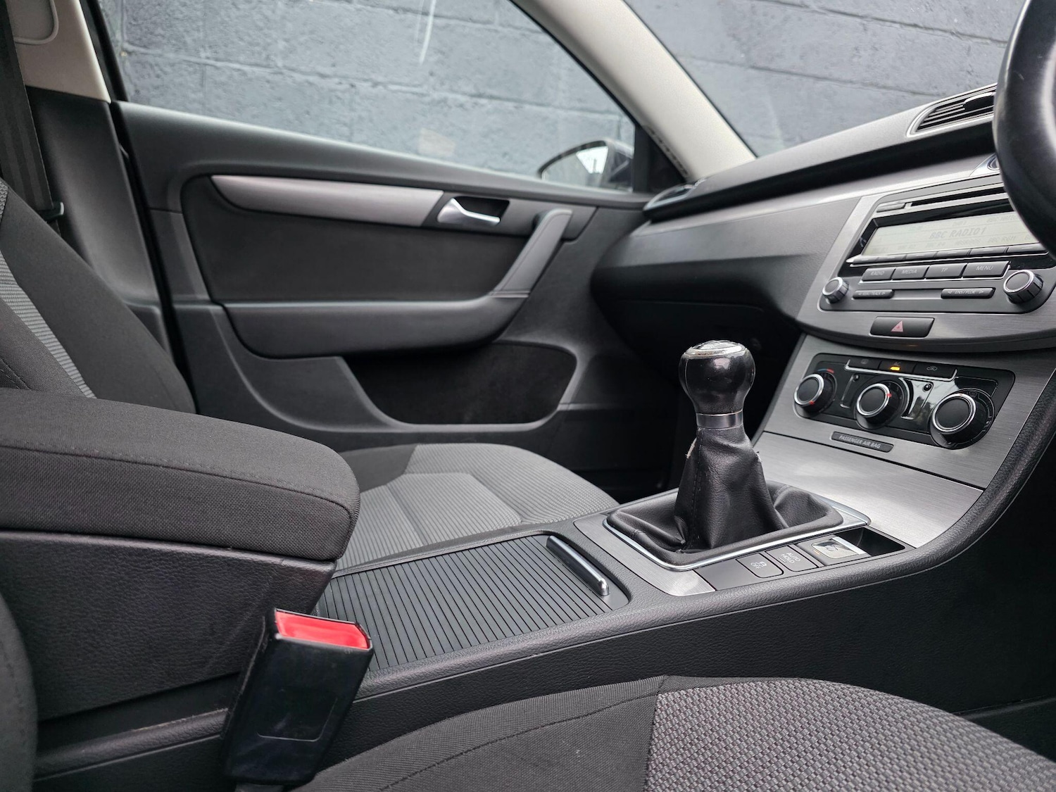 Used Volkswagen Passat 2011 for sale - 76866402: Photo 16