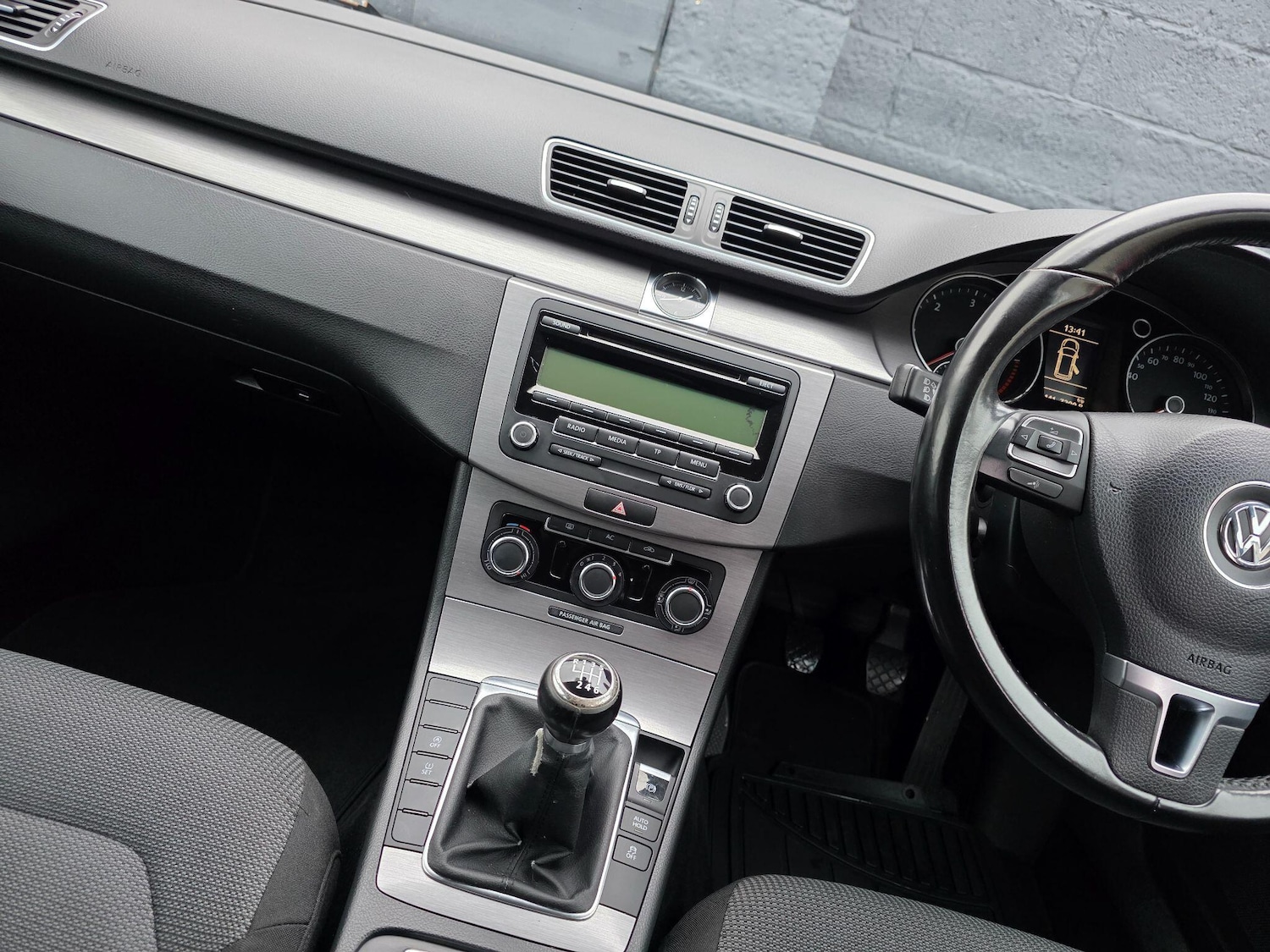 Used Volkswagen Passat 2011 for sale - 76866402: Photo 24