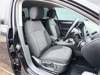 Used Volkswagen Passat 2011 for sale - 76866402: Photo