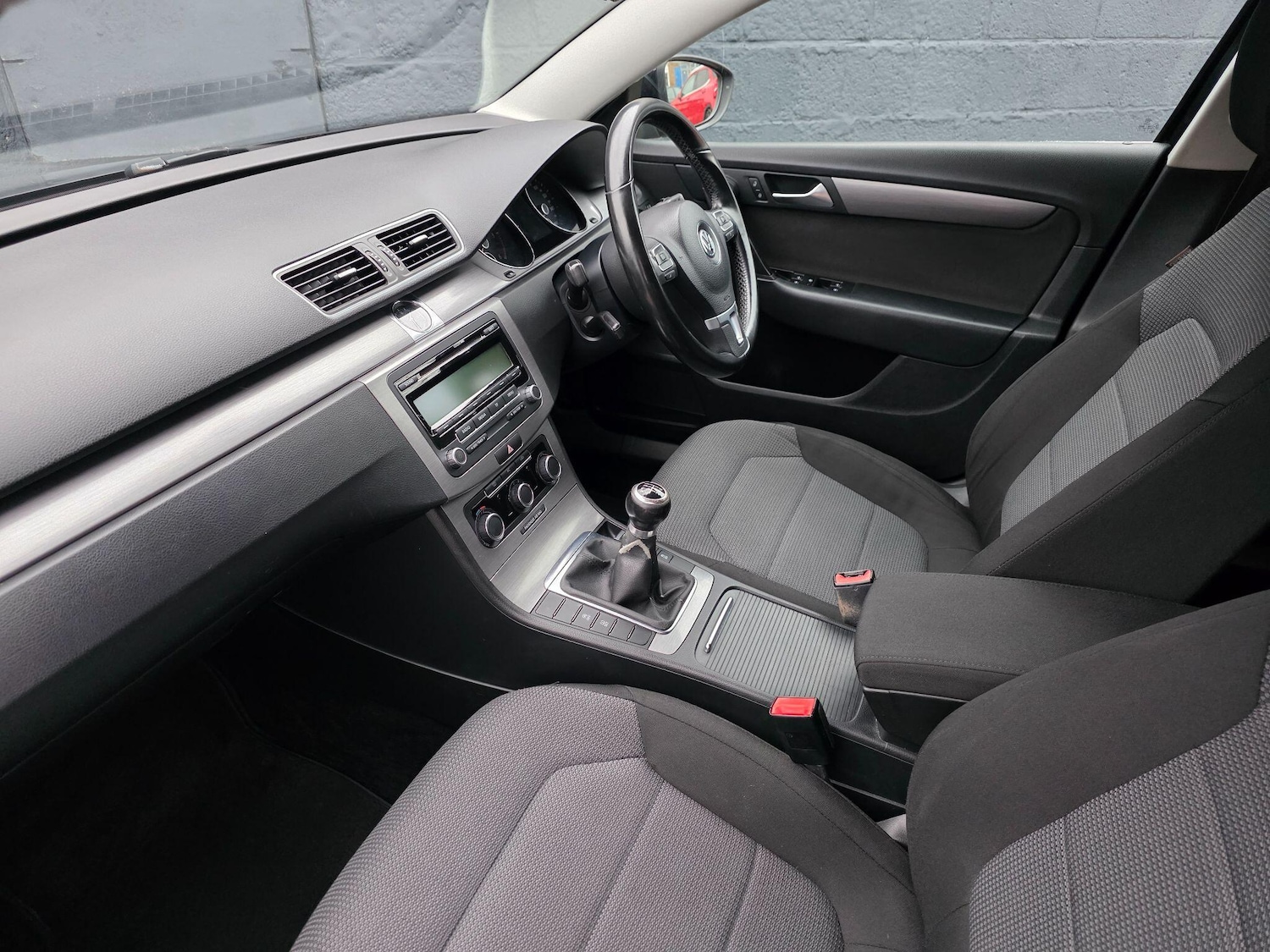 Used Volkswagen Passat 2011 for sale - 76866402: Photo 31