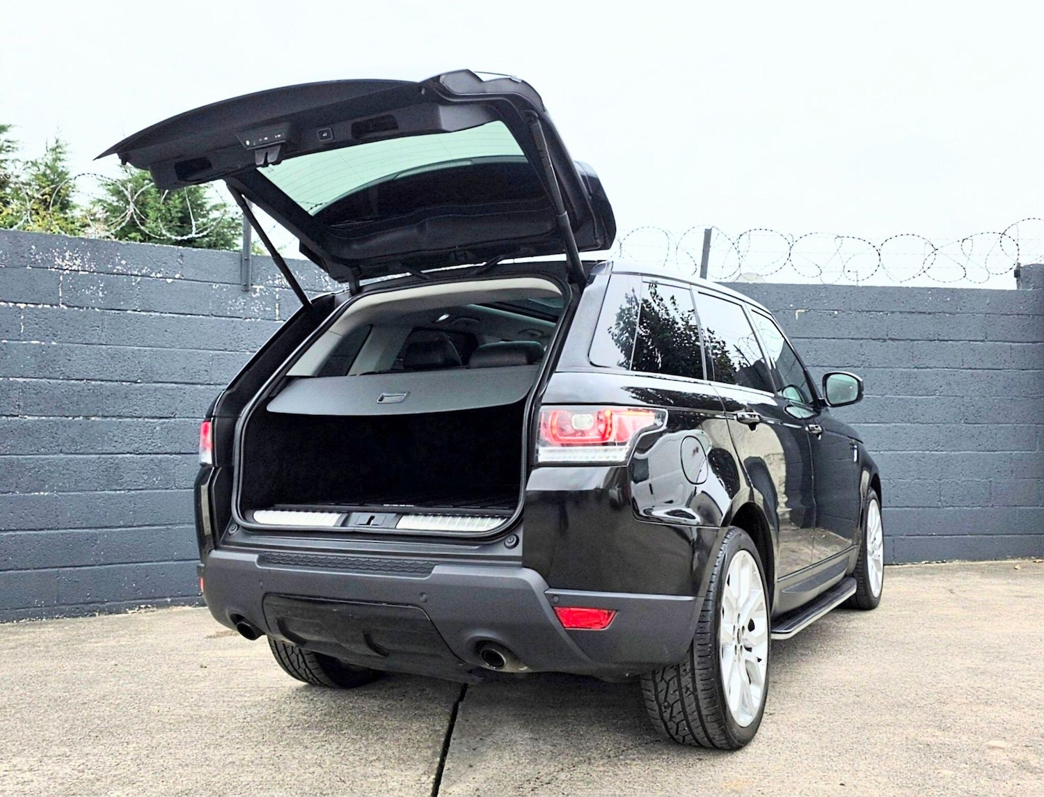 Used Land Rover Range Rover Sport 2015 for sale - 77659983: Photo 19