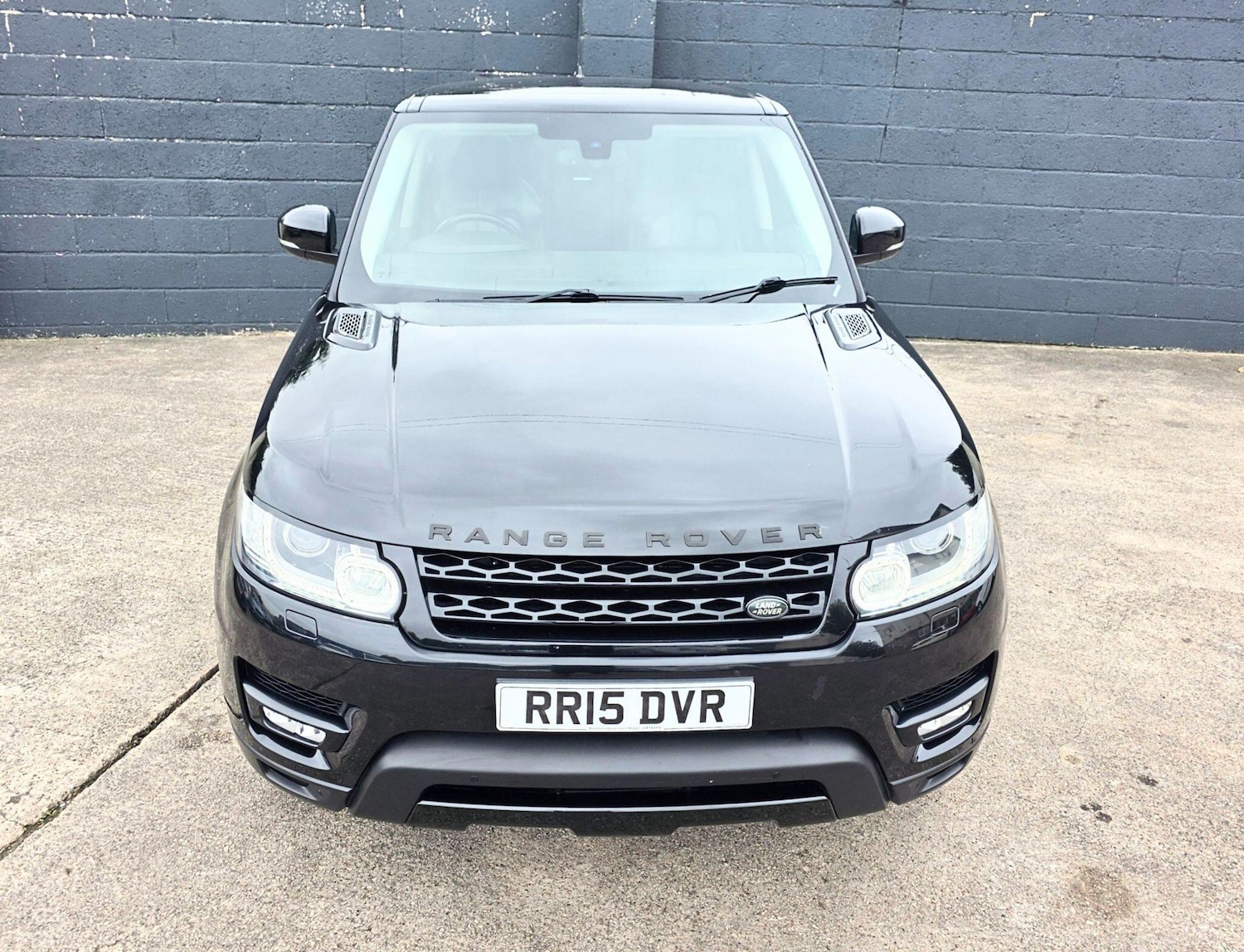 Used Land Rover Range Rover Sport 2015 for sale - 77659983: Photo 2