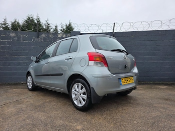 Used Toyota Yaris 2009 for sale - 77794040: Photo