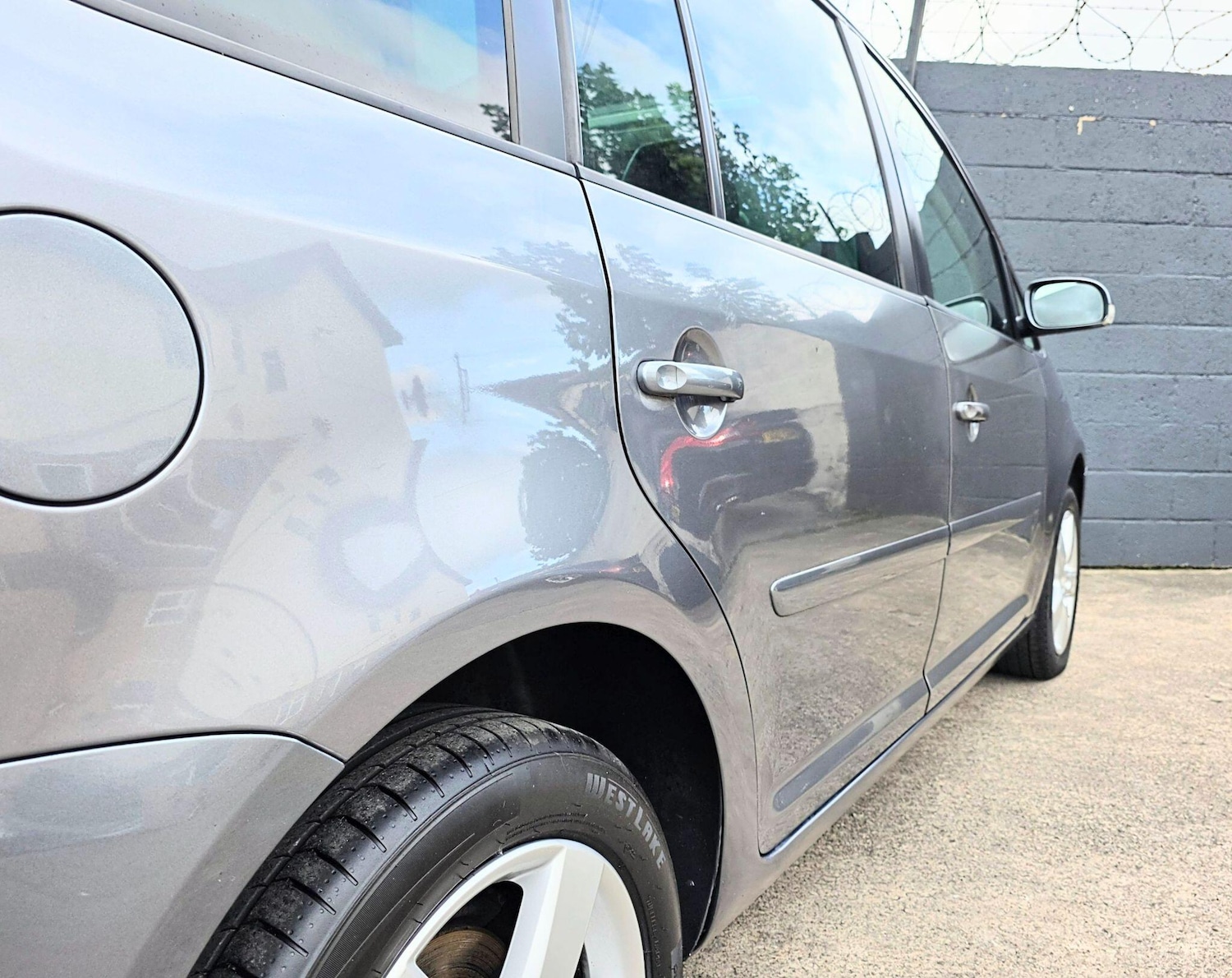 Used Volkswagen Touran 2006 for sale - 76227936: Photo 11