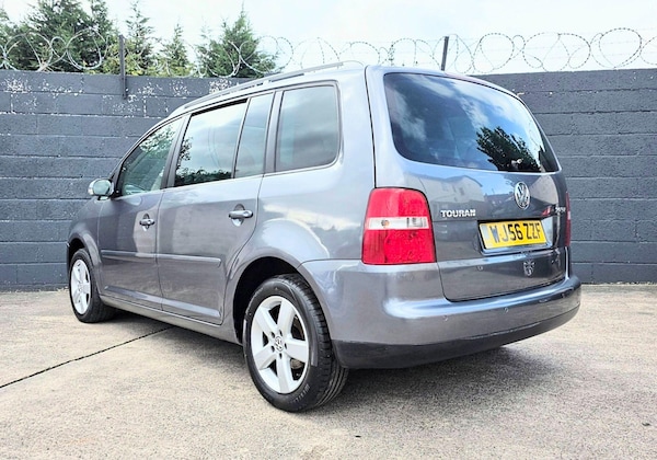 Used Volkswagen Touran 2006 for sale - 76227936: Photo 13