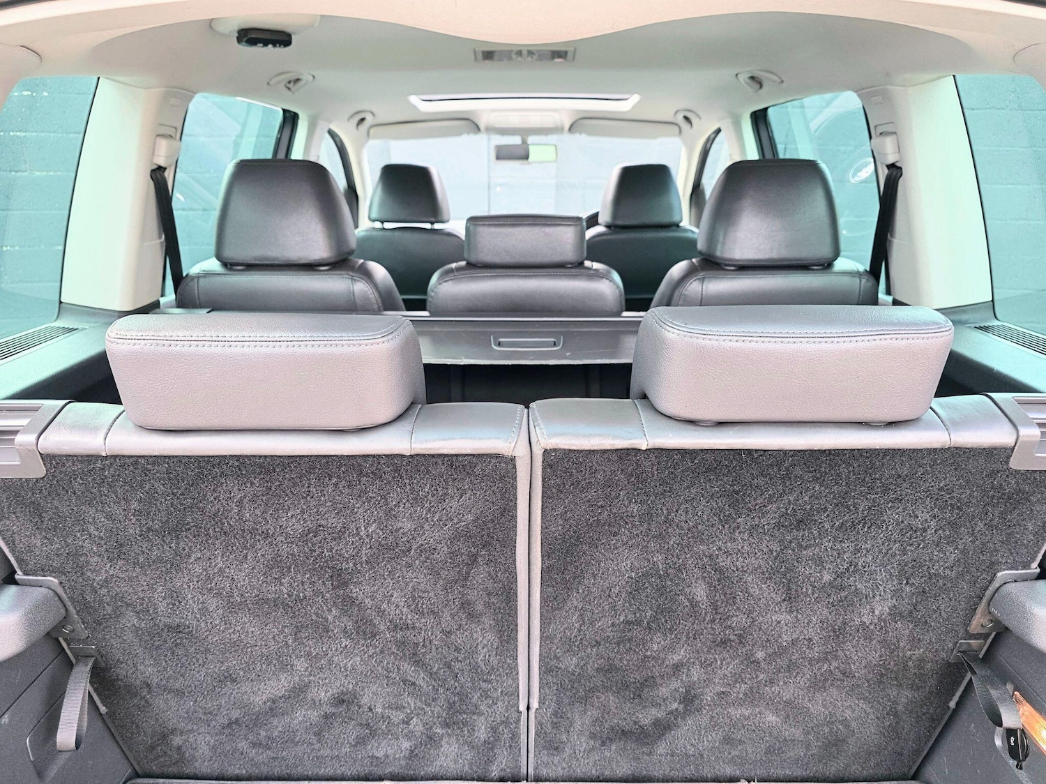 Used Volkswagen Touran 2006 for sale - 76227936: Photo 37