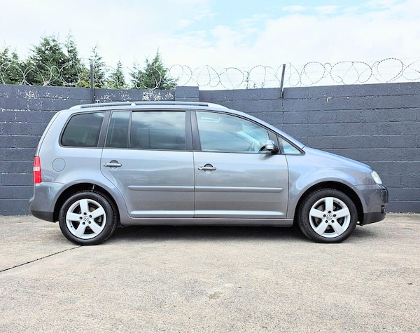Used Volkswagen Touran 2006 for sale - 76227936: Photo 7