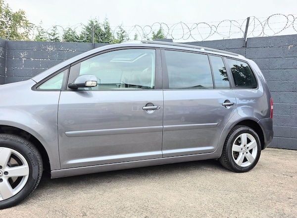 Used Volkswagen Touran 2006 for sale - 76227936: Photo 9