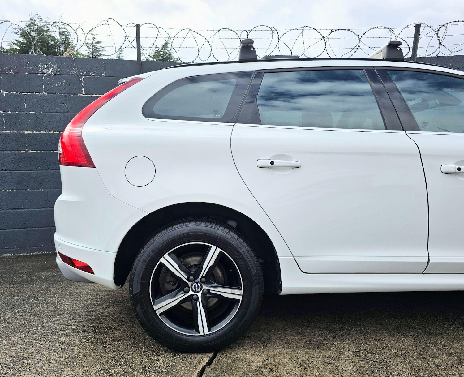 Used Volvo XC60 2016 for sale - 77659982: Photo 9