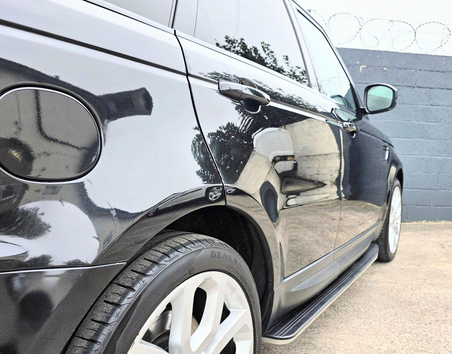 Used Land Rover Range Rover Sport for sale - 78035165: Photo 12