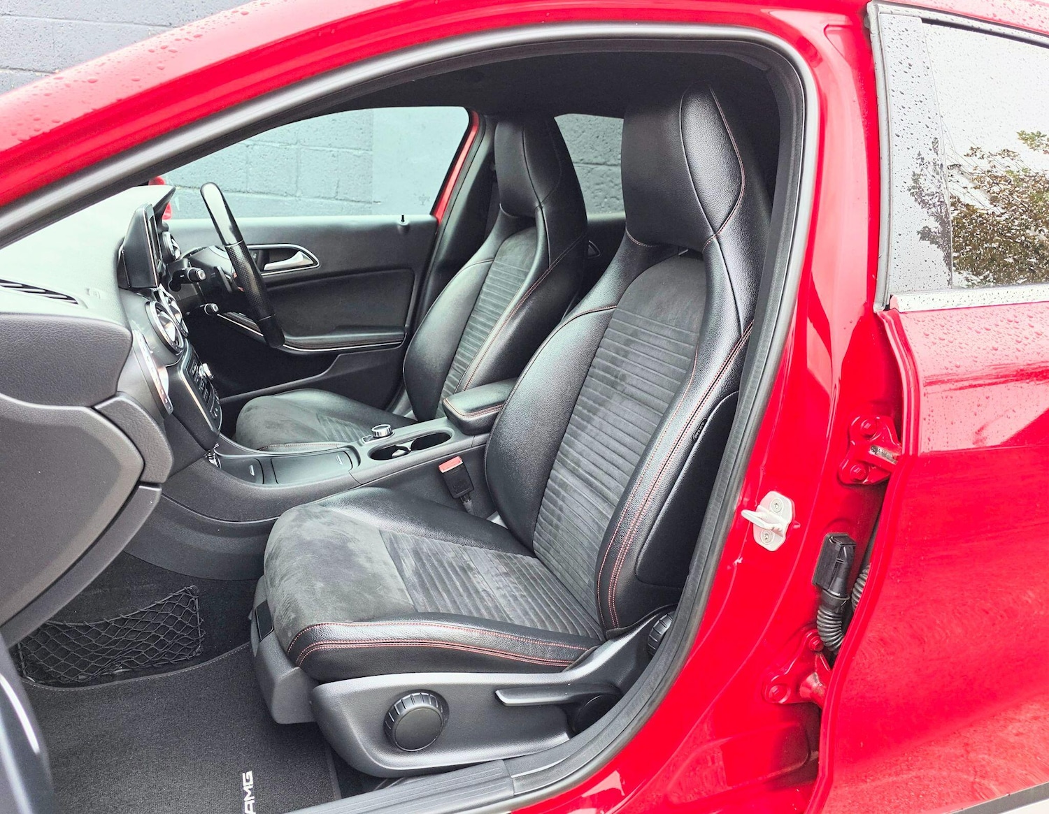 Used Mercedes-Benz GLA 2014 for sale - 76585532: Photo 28