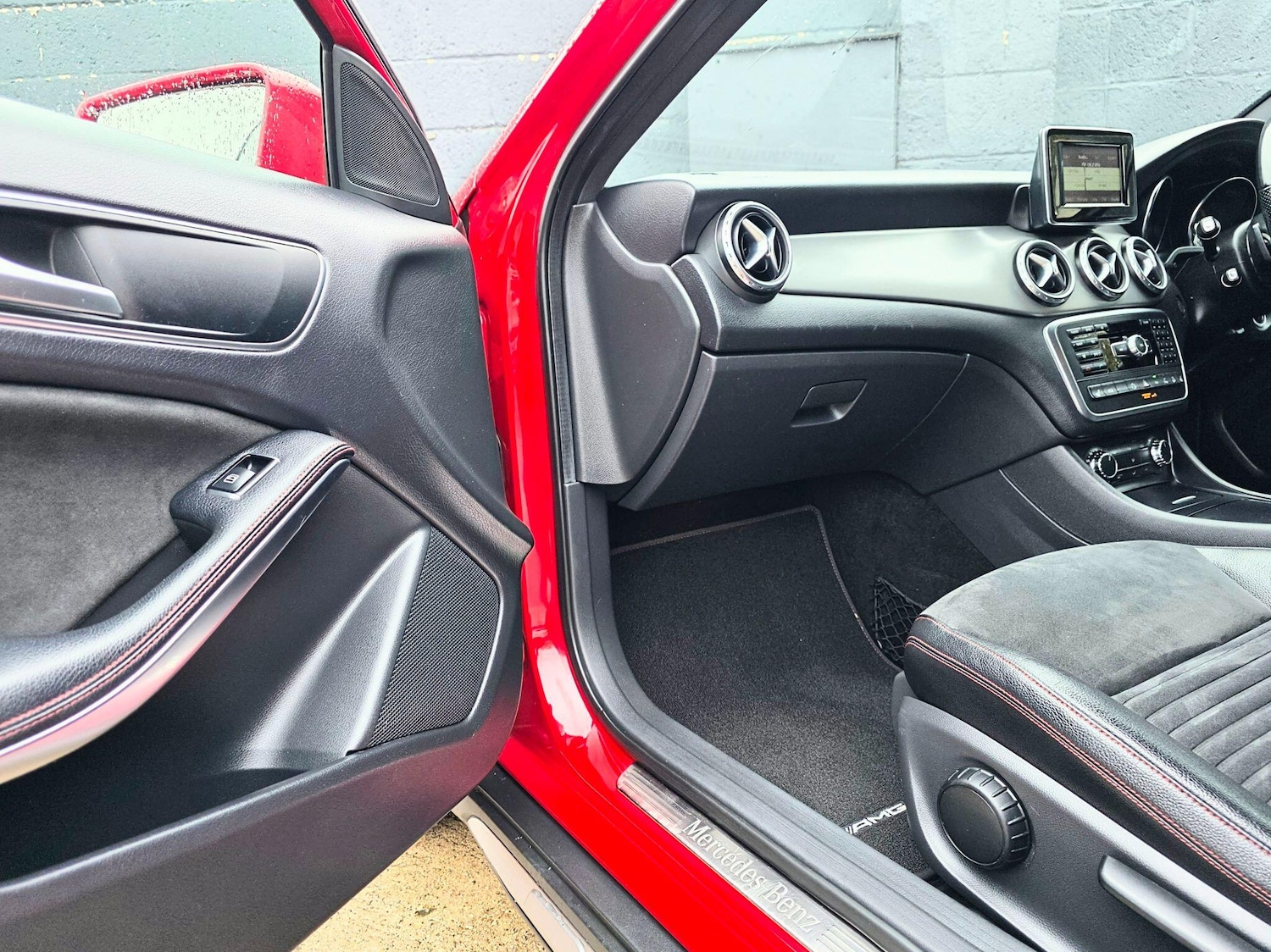 Used Mercedes-Benz GLA 2014 for sale - 76585532: Photo 33