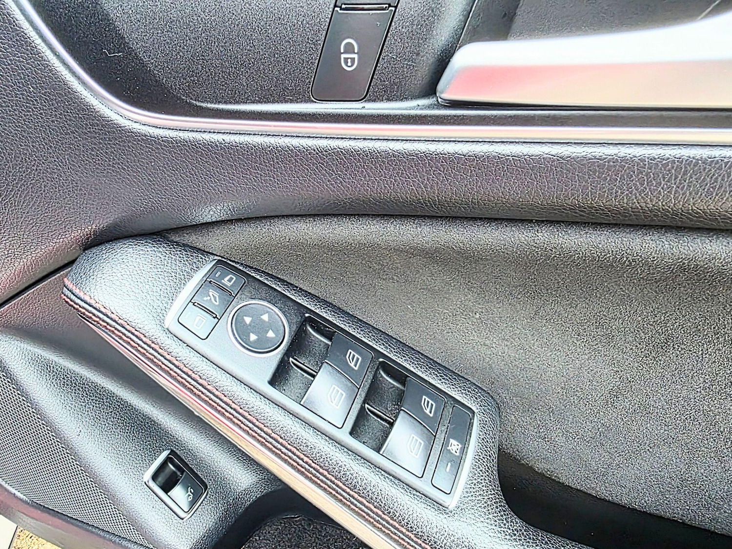 Used Mercedes-Benz GLA 2014 for sale - 76585532: Photo 36