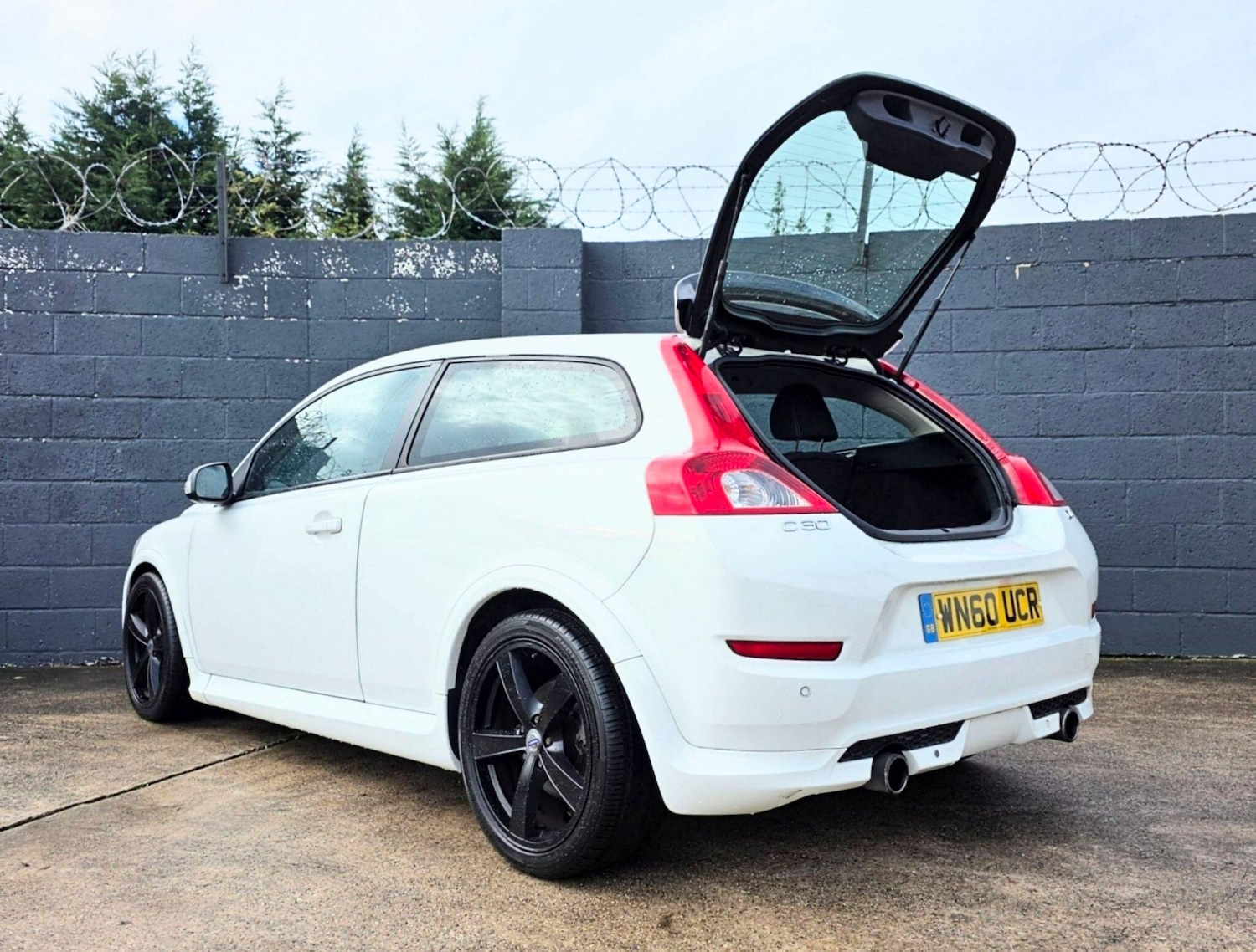 Used Volvo C30 2010 for sale - 76585560: Photo 14