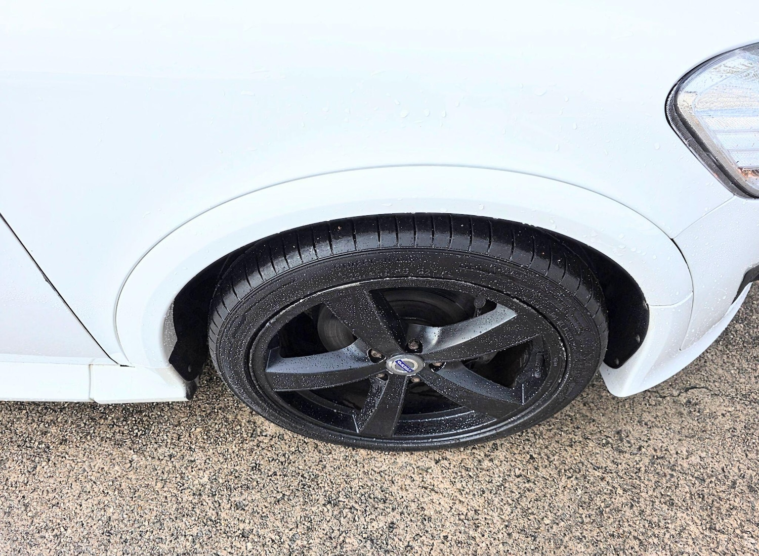 Used Volvo C30 2010 for sale - 76585560: Photo 20