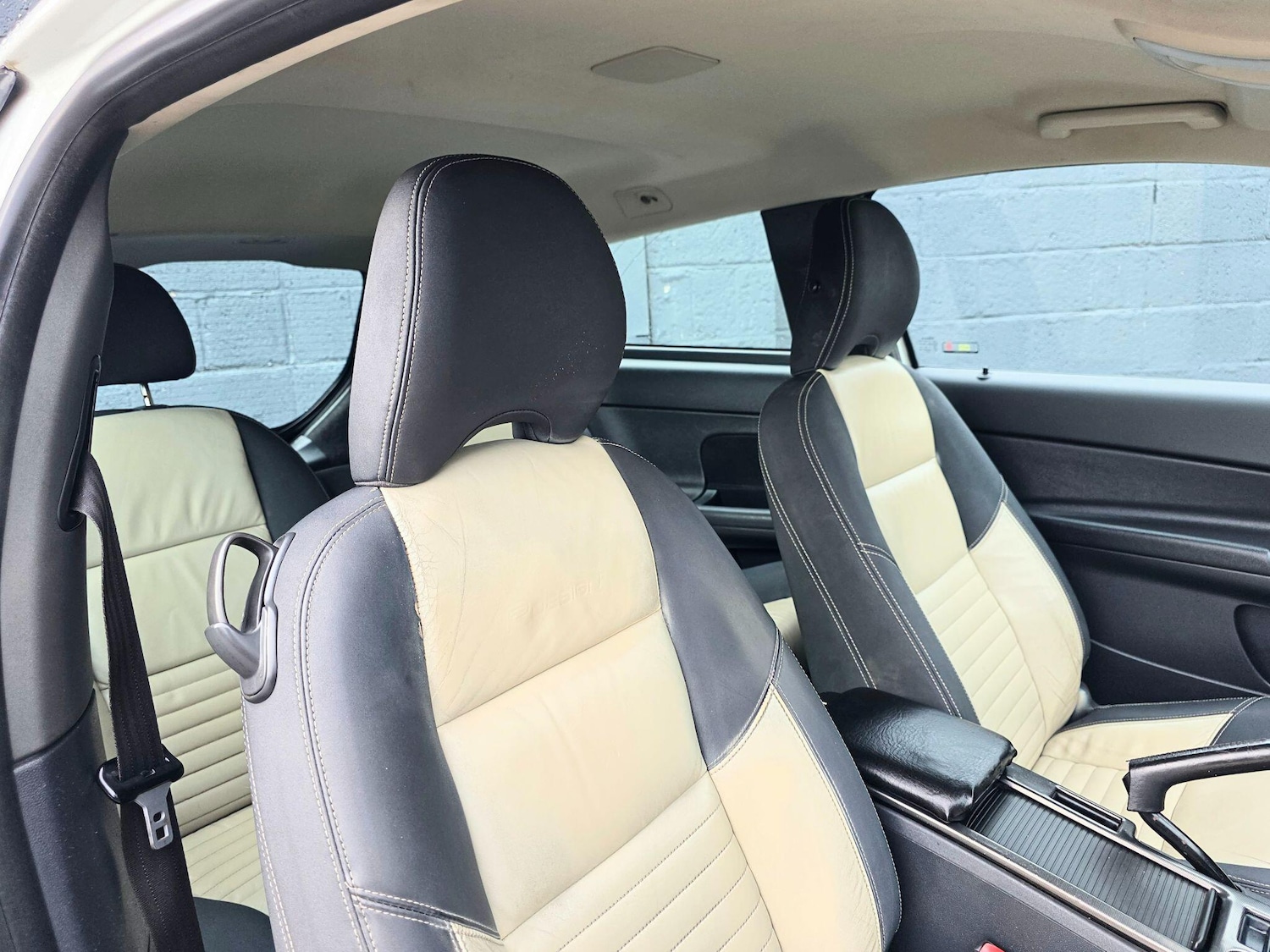 Used Volvo C30 2010 for sale - 76585560: Photo 24