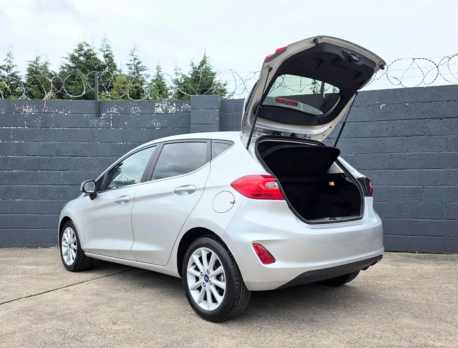 Used Ford Fiesta 2018 for sale - 76987866: Photo 14