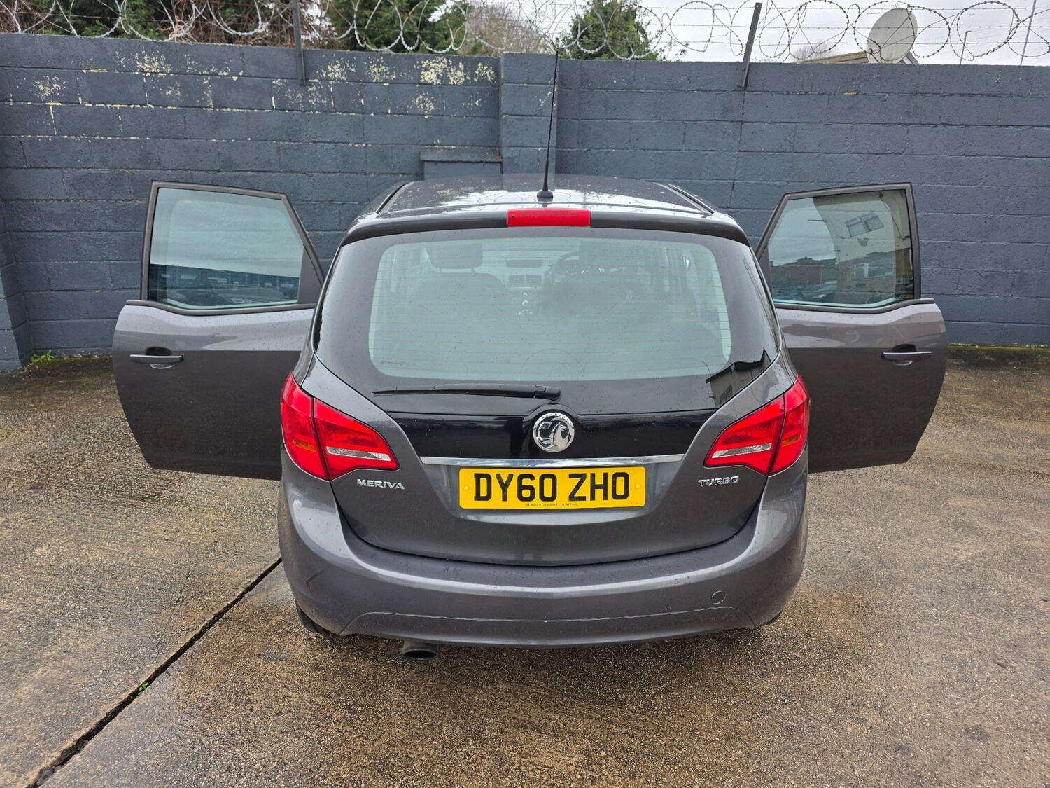 Used Vauxhall Meriva 2010 for sale - 77659985: Photo 12