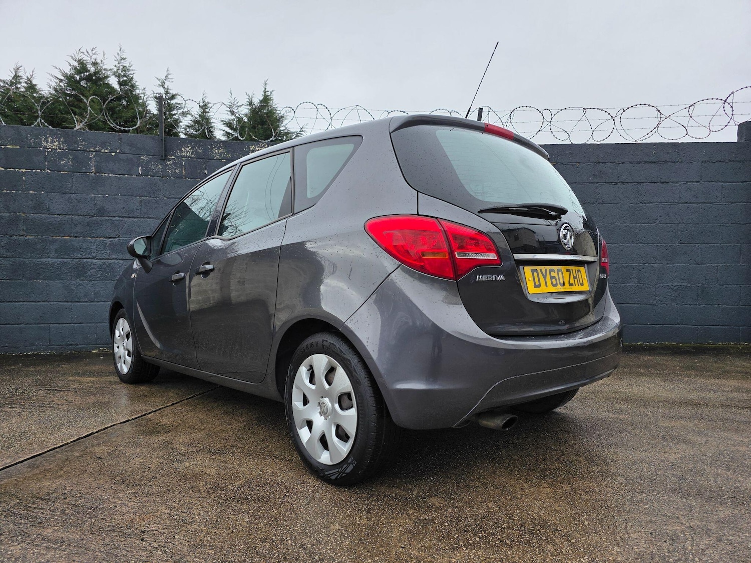 Used Vauxhall Meriva 2010 for sale - 77659985: Photo 3