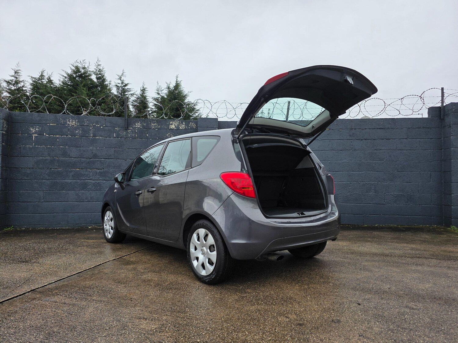 Used Vauxhall Meriva 2010 for sale - 77659985: Photo 7