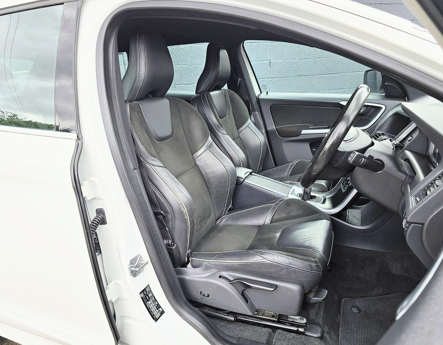 Used Volvo XC60 2016 for sale - 76994413: Photo 24