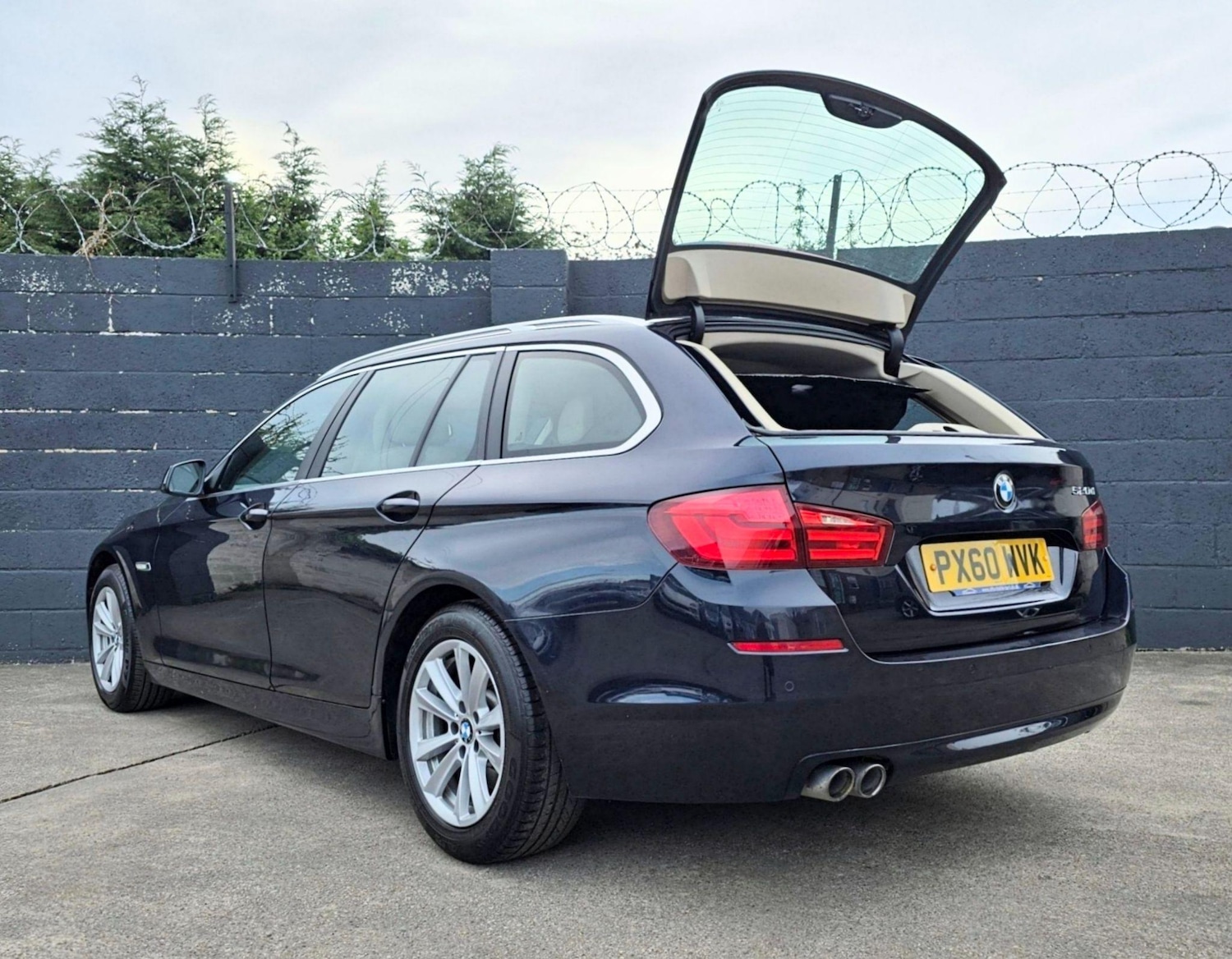 Used BMW 5 Series 2010 for sale - 76997693: Photo 15