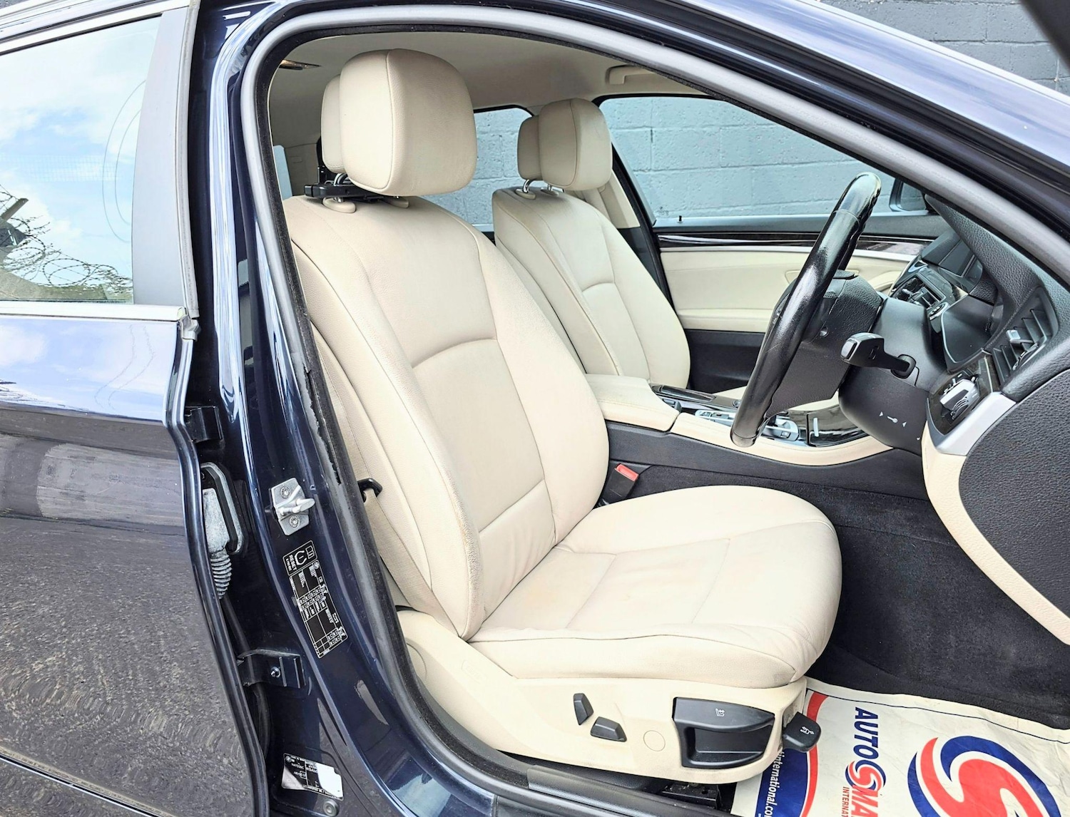 Used BMW 5 Series 2010 for sale - 76997693: Photo 25