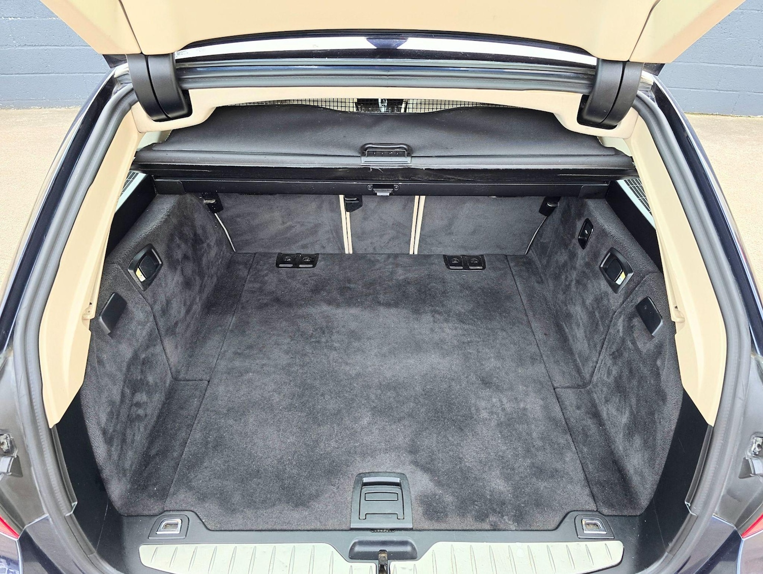 Used BMW 5 Series 2010 for sale - 76997693: Photo 36