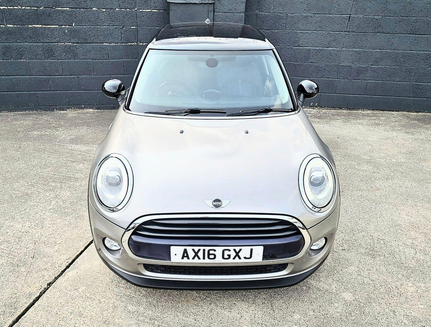 Used MINI Hatch 2016 for sale - 76991265: Photo 2