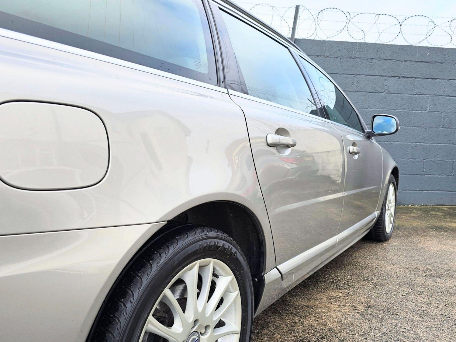 Used Volvo V70 for sale - 76729066: Photo 10