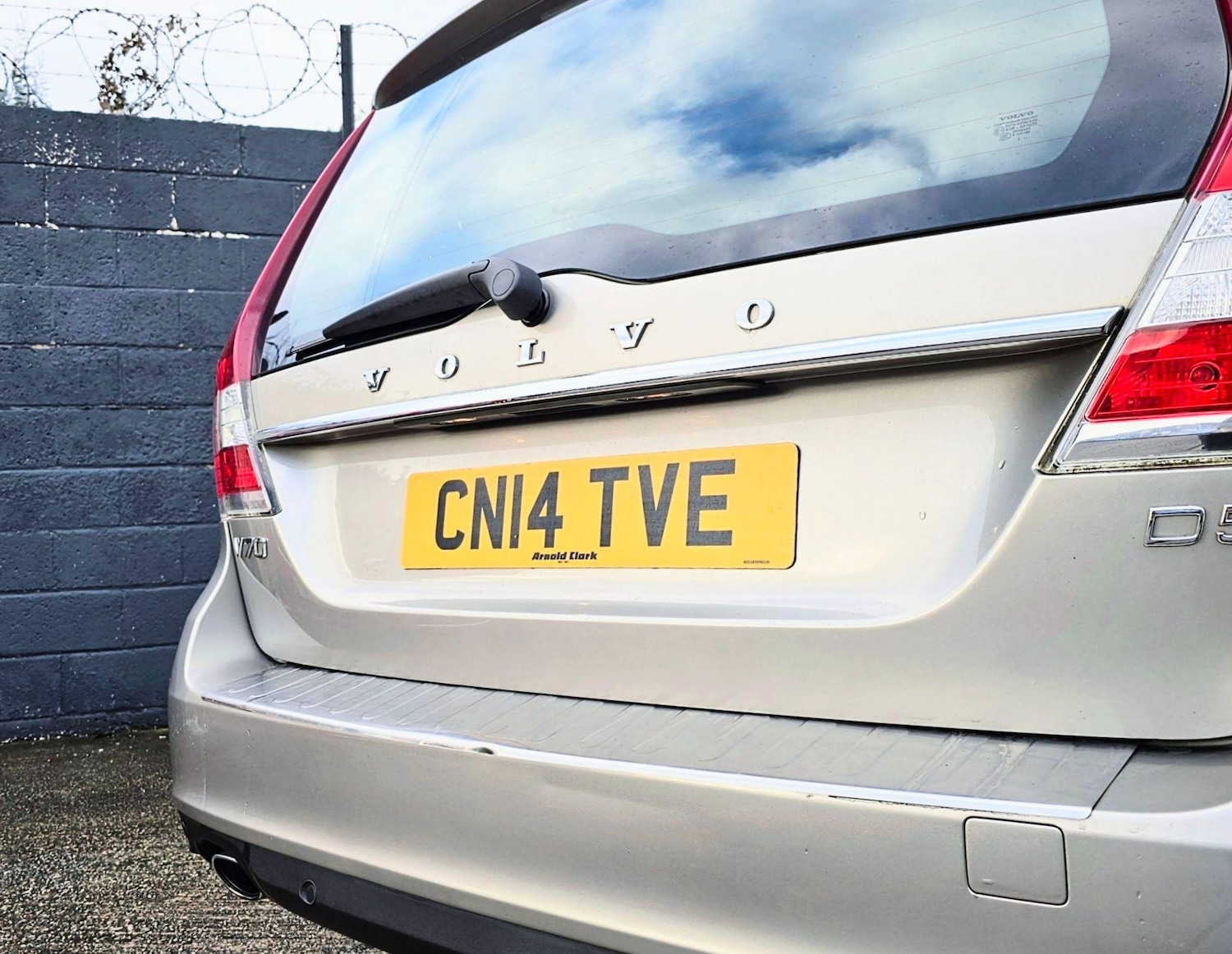 Used Volvo V70 for sale - 76729066: Photo 18