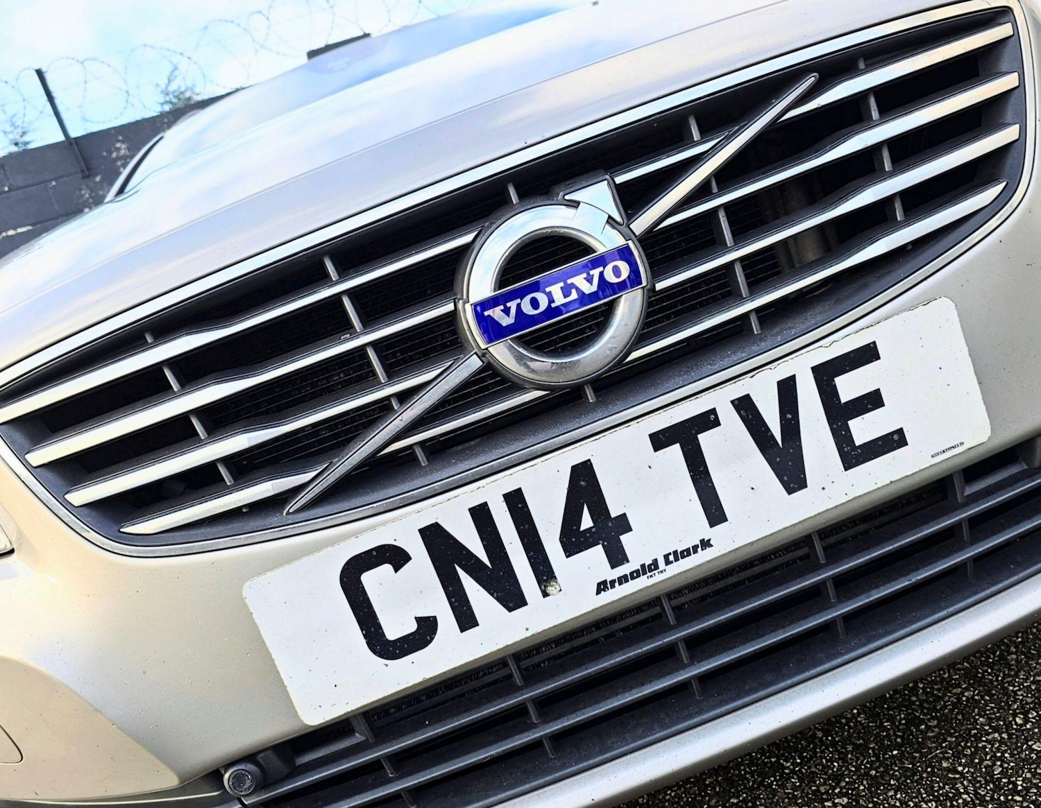 Used Volvo V70 for sale - 76729066: Photo 3