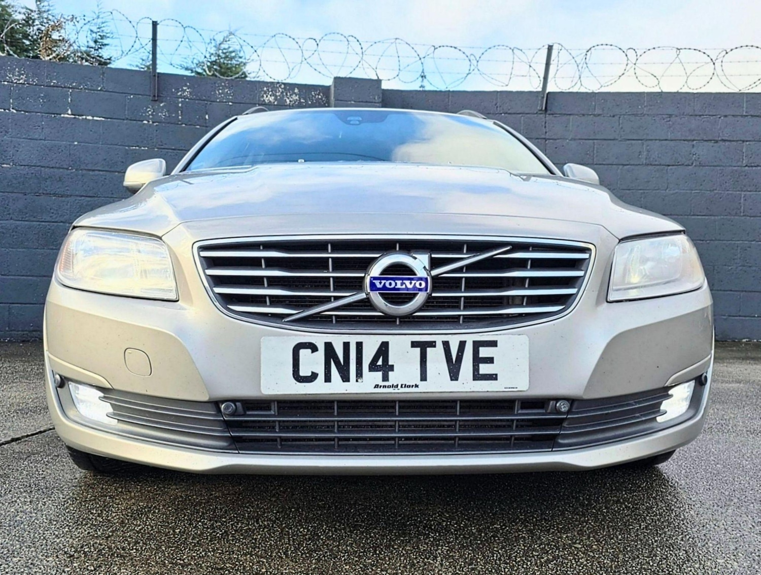 Used Volvo V70 for sale - 76729066: Photo 4