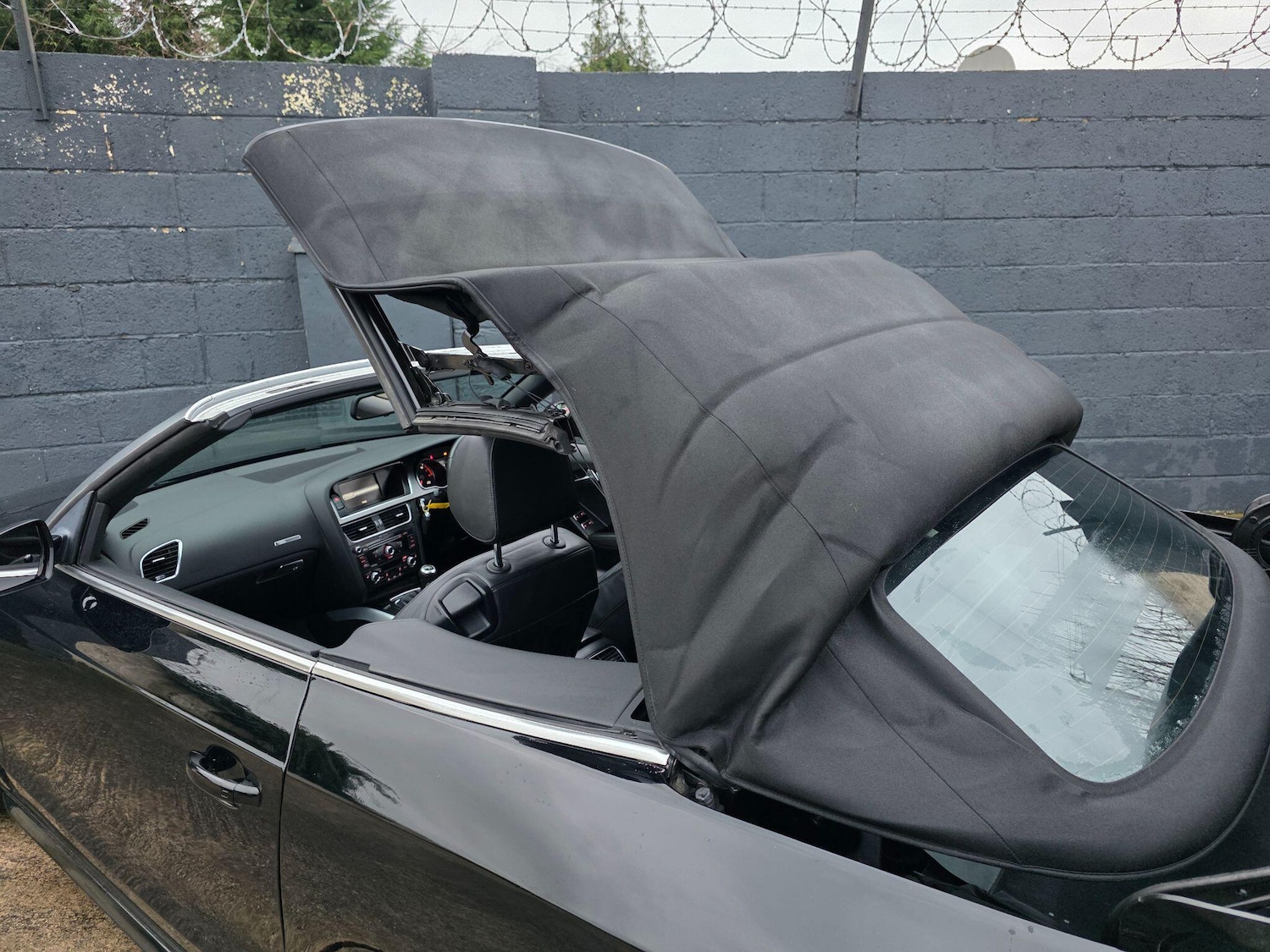 Used Audi A5 Cabriolet 2012 for sale - 76728926: Photo 32