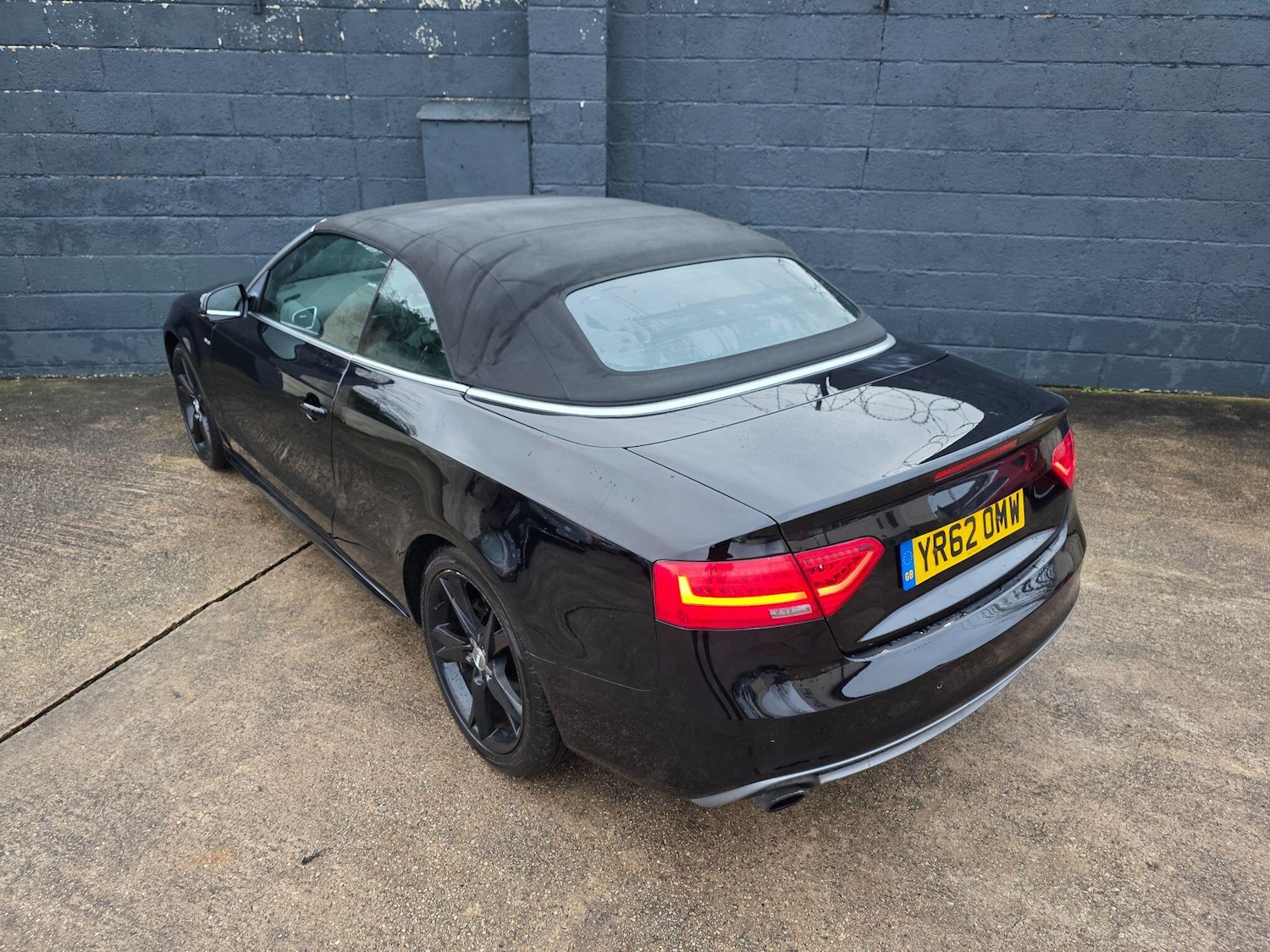 Used Audi A5 Cabriolet 2012 for sale - 76728926: Photo 40