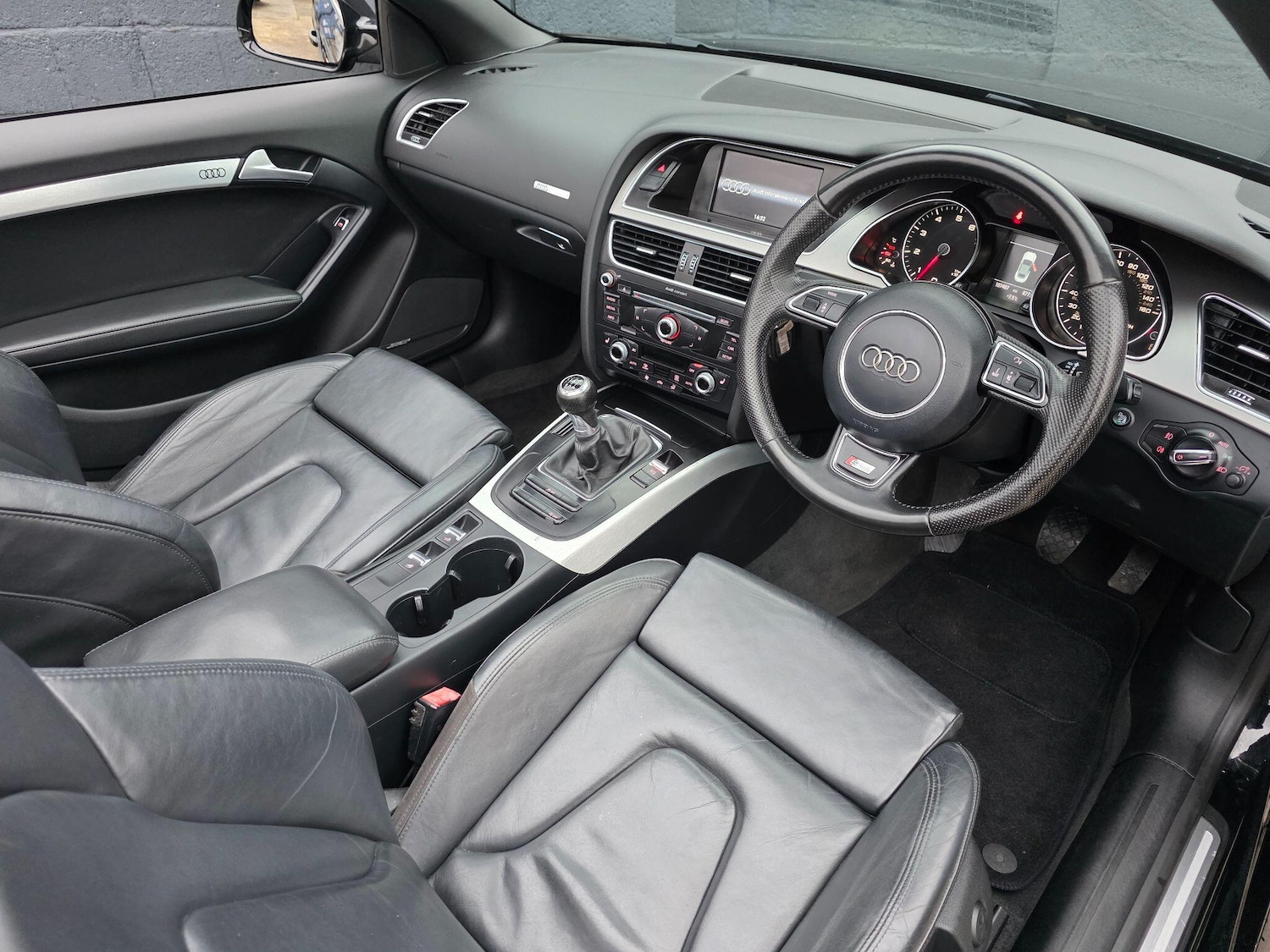 Used Audi A5 Cabriolet 2012 for sale - 76728926: Photo 56