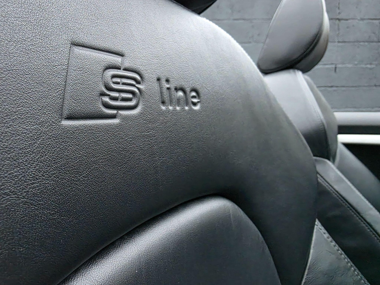 Used Audi A5 Cabriolet 2012 for sale - 76728926: Photo 7