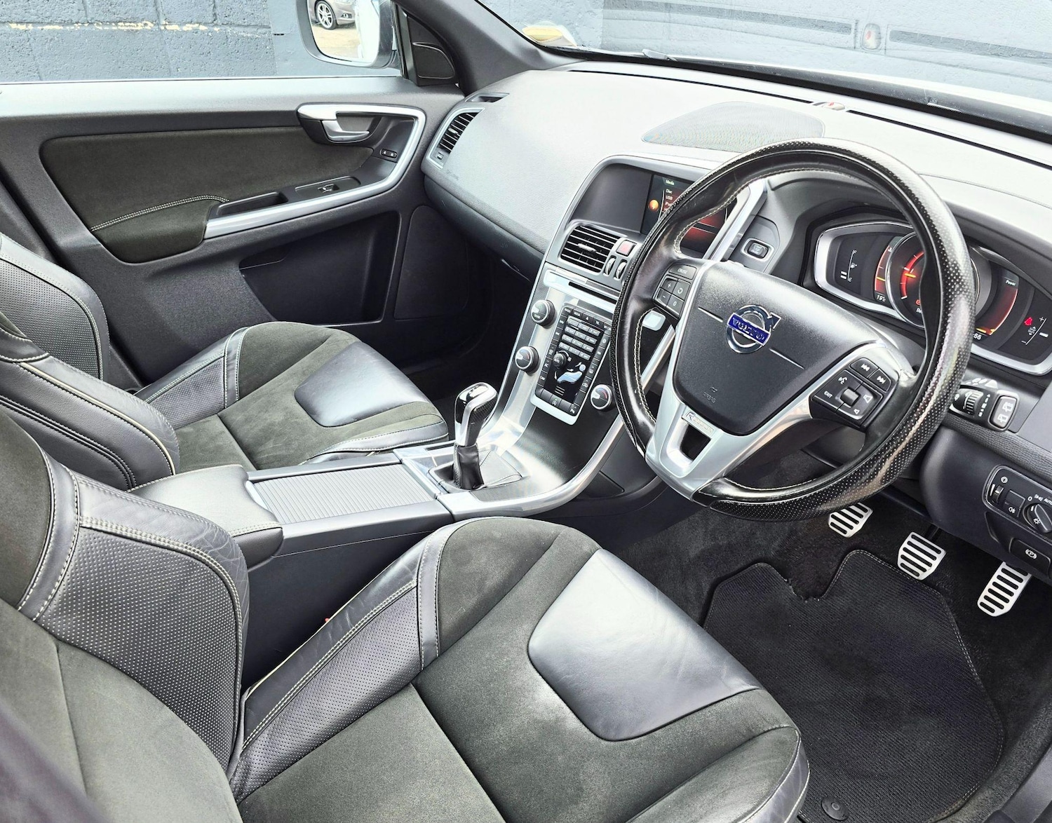 Used Volvo XC60 2016 for sale - 76227270: Photo 27