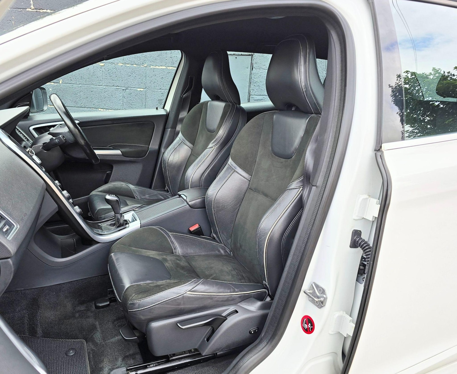 Used Volvo XC60 2016 for sale - 76227270: Photo 28