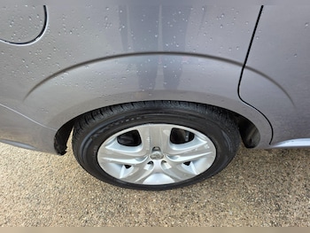 Used Vauxhall Zafira 2010 for sale - 76865897: Photo