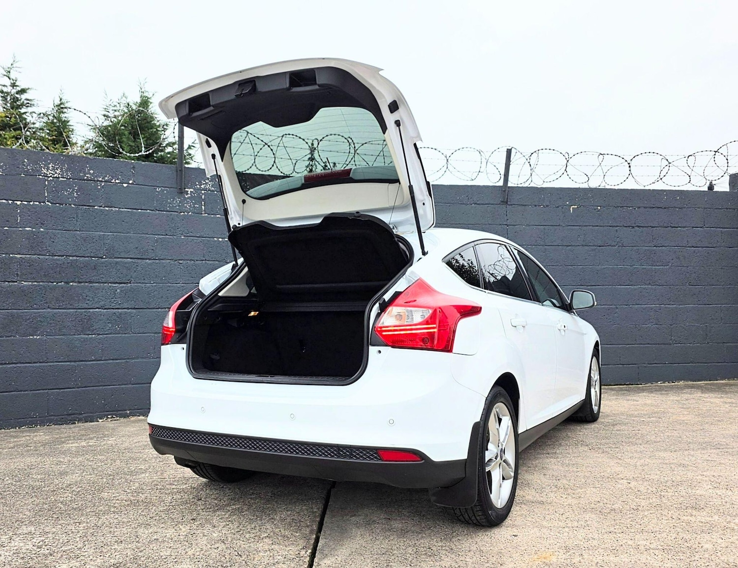 Used Ford Focus 2013 for sale - 76584345: Photo 18